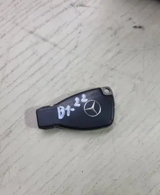 Mercedes-Benz E W211 Ignition key/card 