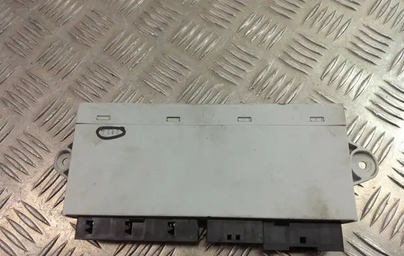 BMW 7 E65 E66 Door central lock control unit/module 6958453 6015005017