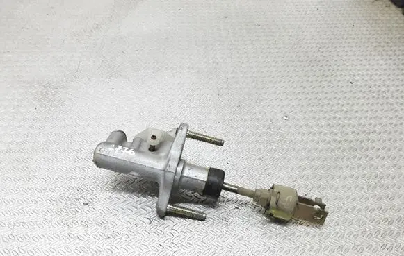 Toyota Corolla Verso E121 Clutch master cylinder