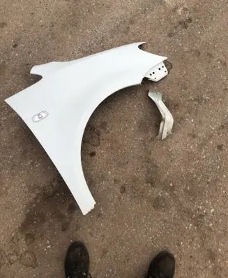 Volkswagen Caddy Fender