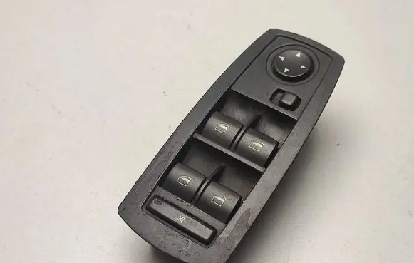 BMW X3 E83 Electric window control switch 3414353 61313414353