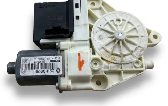 Renault Megane III Rear door window regulator motor 827310002R 966362101 965368104