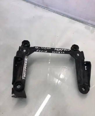 Porsche Panamera (970) Pneumatic air compressor holding bracket 