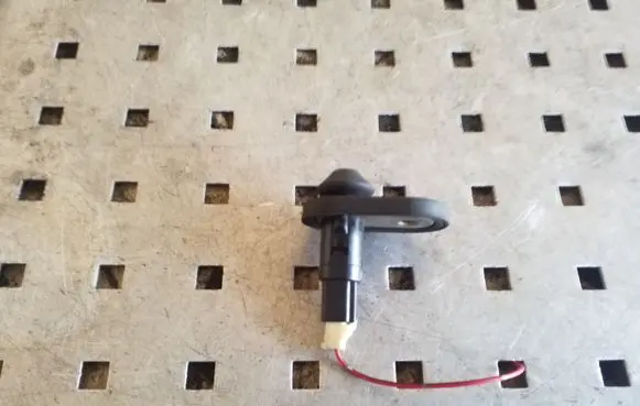Toyota RAV 4 (XA20) Front door sensor 