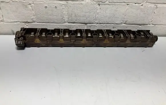 BMW 3 E92 E93 Camshaft 7551508