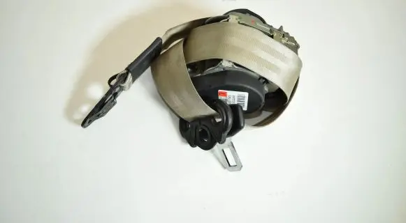Audi Q7 4L Front seatbelt 4L1857705