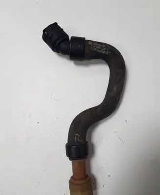 Opel Insignia A Engine coolant pipe/hose 13396725 565453722