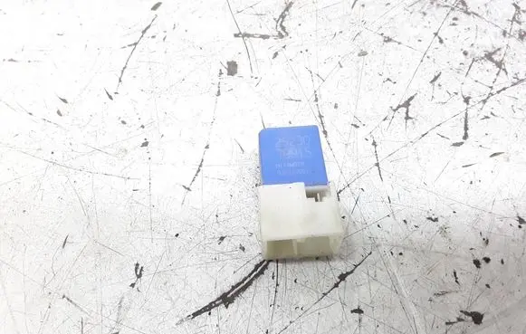 Nissan X-Trail T30 Other relay 2523079915