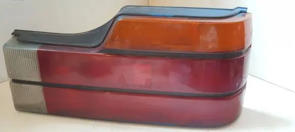 Mazda 626 Rear/tail lights 0436840R