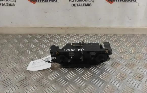 Iveco Daily 30.8 - 9 Climate control unit 112542000