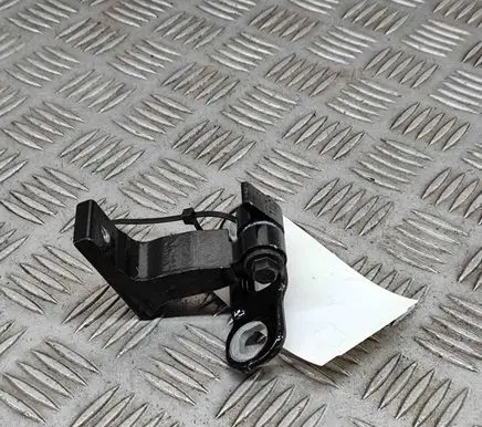 Volvo XC90 Rear door lower hinge 31424587