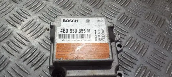 Audi A6 S6 C5 4B Airbag control unit/module 4B0959655M 0285001432