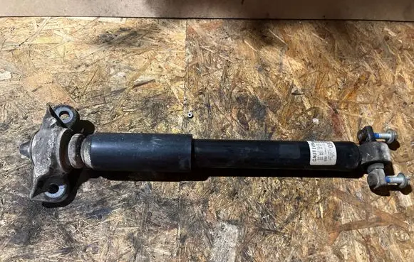 Ford Mondeo MK V Rear shock absorber/damper HG9C18W002