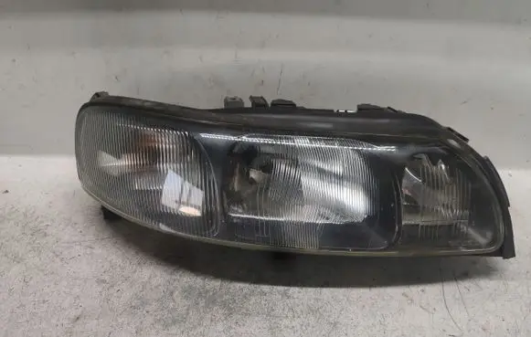 Volvo S60 Headlight/headlamp