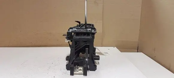 Toyota Avensis T270 Gear shifter/selector 75C430LH