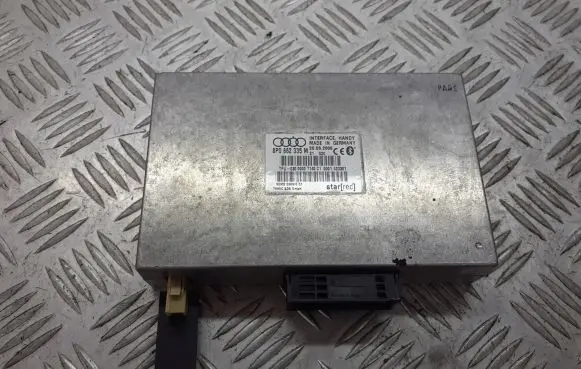 Audi A4 S4 B7 8E 8H Bluetooth control unit module 8P0862335M