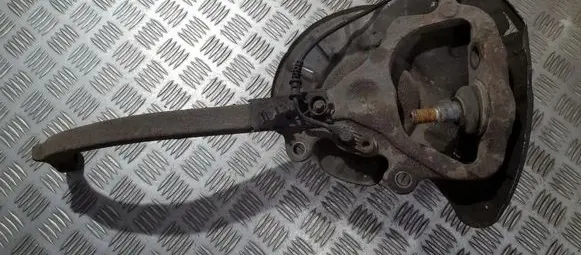Mercedes-Benz CL C215 Front wheel hub
