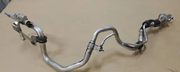 Maserati Ghibli Air conditioning (A/C) pipe/hose 670004945