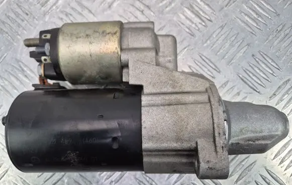 Mercedes-Benz E W211 Starter motor A0061516001 0001107459
