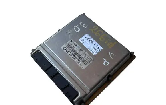 Land Rover Range Rover L322 Engine control unit/module NNN000461 7790234 0281010754