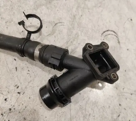 BMW 5 E60 E61 Engine coolant pipe/hose