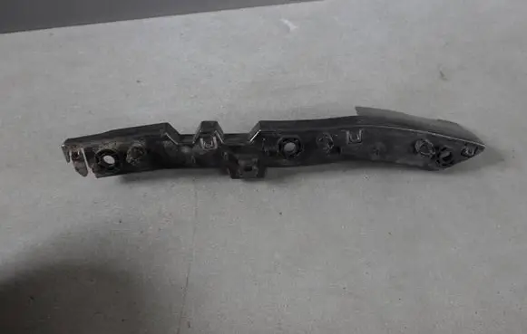 Citroen Berlingo Front bumper mounting bracket 9821847480