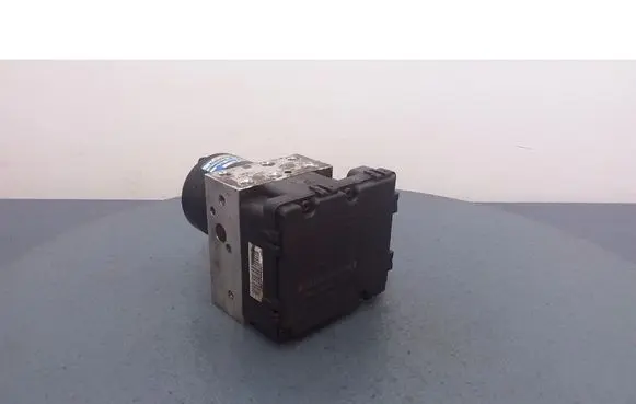 Hyundai Santa Fe ABS Pump 02956-26110