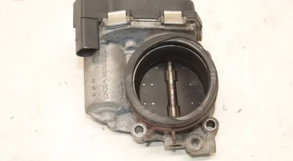 Volkswagen PASSAT B6 Throttle valve 06F133062B