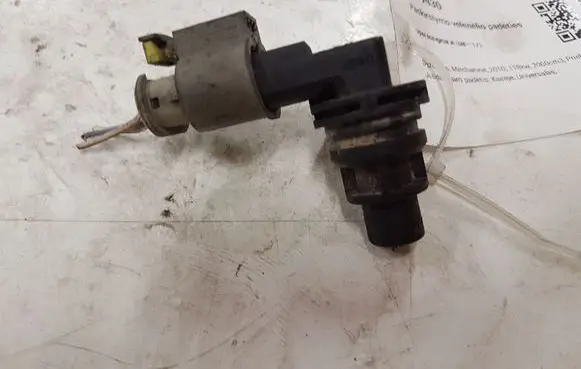 Opel Insignia A Camshaft position sensor 55201876
