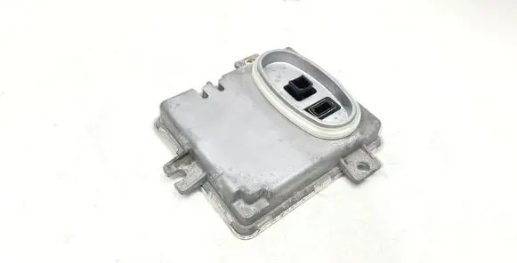 Volvo V70 Xenon control unit/module 6948180
