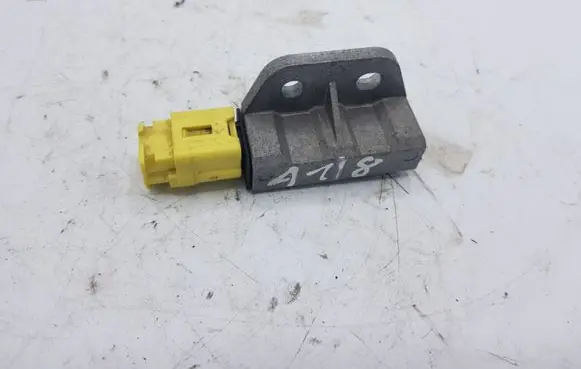 Nissan X-Trail T30 Airbag deployment crash/impact sensor FACN0041200501