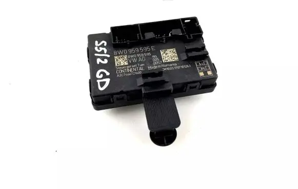 Audi A4 S4 B9 Door control unit/module 8W0959595E