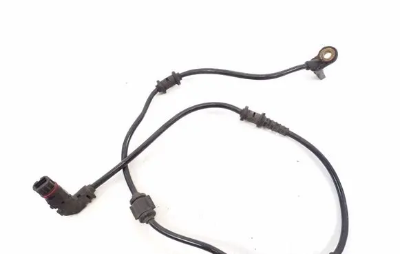 Mercedes-Benz R W251 ABS brake wheel speed sensor A2515400817
