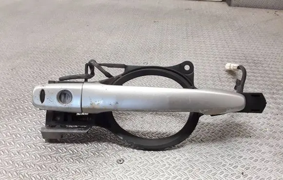 Mitsubishi Outlander Front door exterior handle