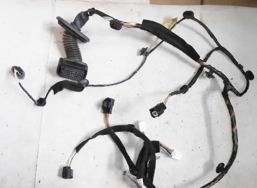 Renault Clio IV Front door wiring loom 241249391R