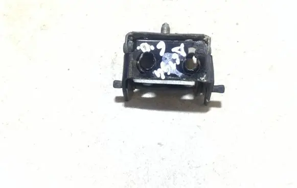 Ford Fiesta Tailgate/trunk/boot hinge