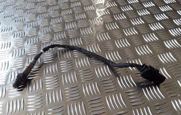 BMW 5 E60 E61 Lambda probe sensor 779159201 0281004019