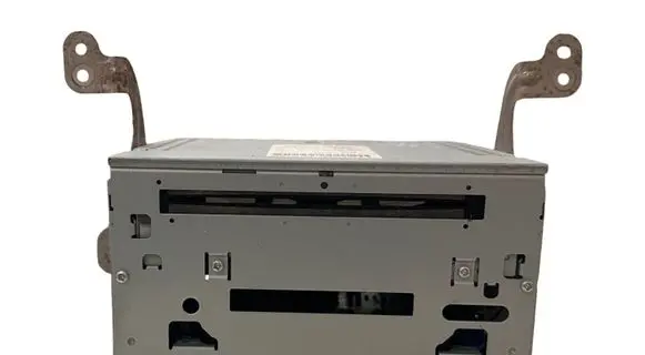 Peugeot 4007 Radio/CD/DVD/GPS head unit 8701A260 34U244 DY6MW7U593