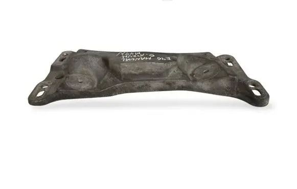 BMW 3 E46 Gearbox mounting bracket 6760531 22316760531