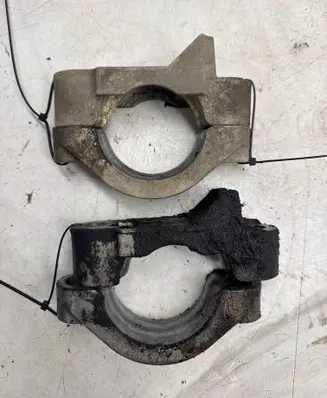 BMW 5 GT F07 Sway bar bush bracket, front 6776210