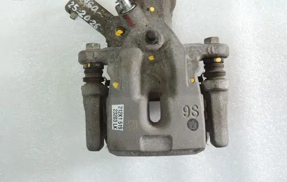 Suzuki Vitara (LY) Rear brake caliper 5540261M00999