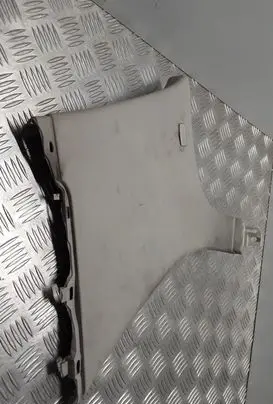 Volkswagen Golf Plus (D)pillar trim (top) 5M0867296A