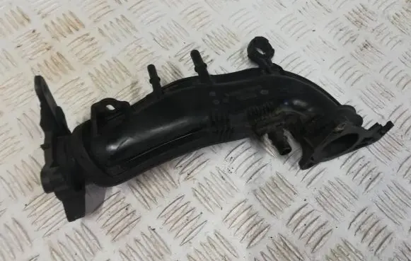 Renault Twingo III Air intake duct part 165780924R LS4961 70569057