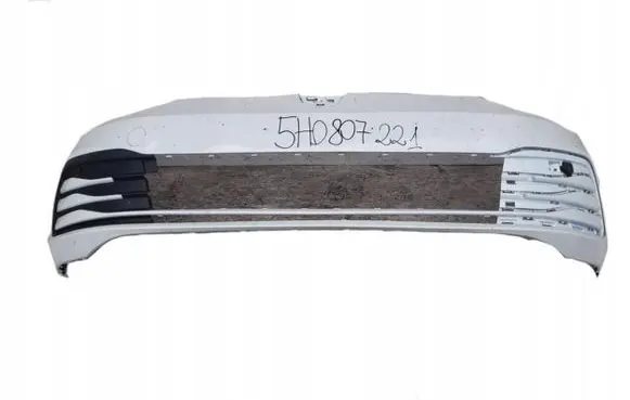 Volkswagen Golf VIII Front bumper 5H0807221H