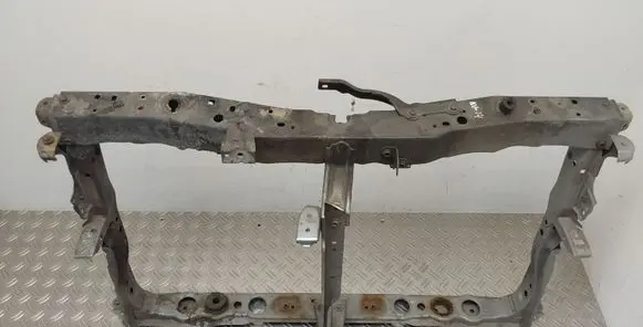 Toyota Avensis T270 Radiator support slam panel