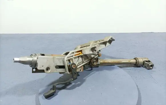 Volvo XC60 Steering wheel axle