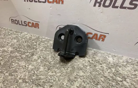 Volvo V50 Rear door lock loop/hook striker 30699650