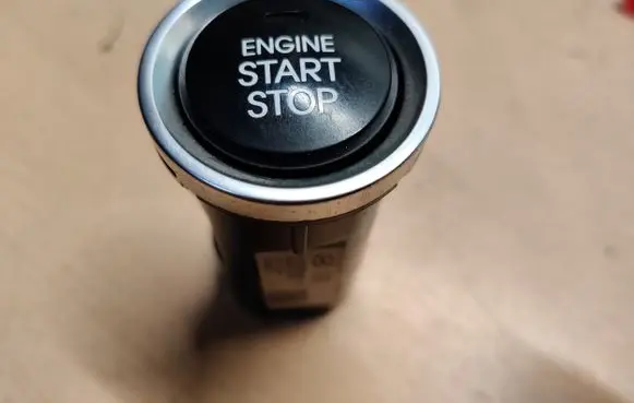 Hyundai i30 Engine start stop button switch 95430A5700