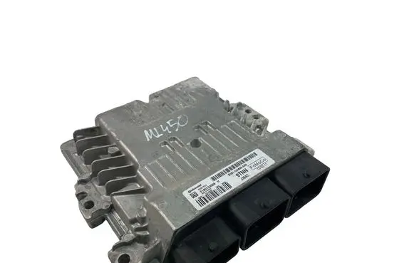 Ford Focus Engine control unit/module ECU BV6112A650AXN S180133039H