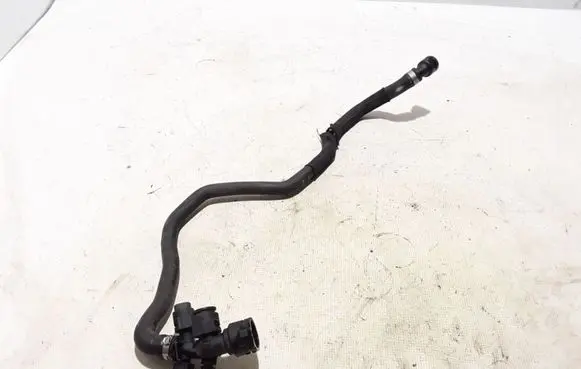 BMW 5 F10 F11 Engine coolant pipe/hose 8511760